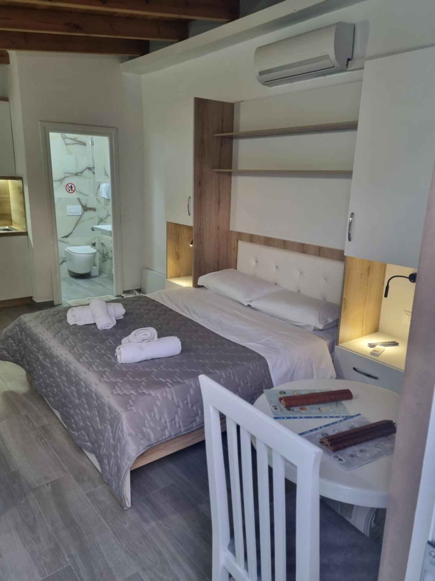 Vila Soleil Vlore Exterior photo
